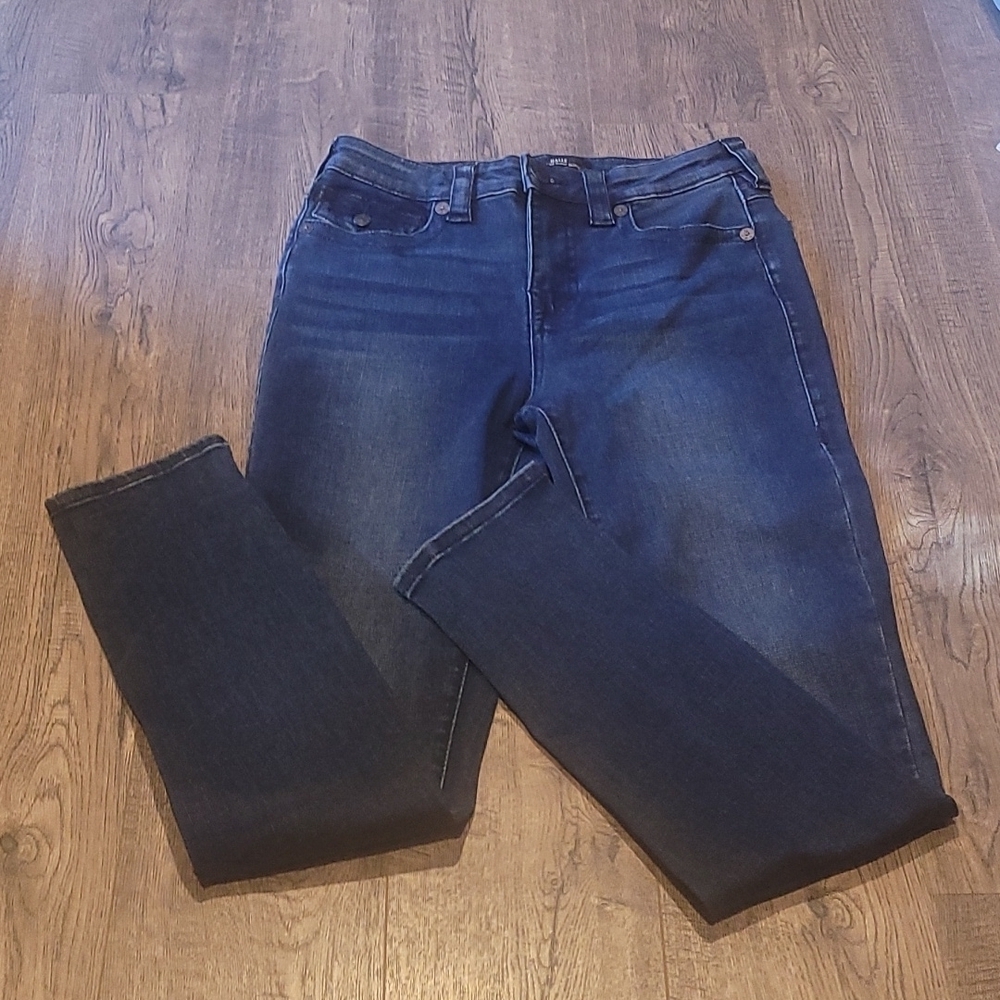 True Religion Halle High Rise Super Skinny size 27 women's jeans. NWT MSRP $198